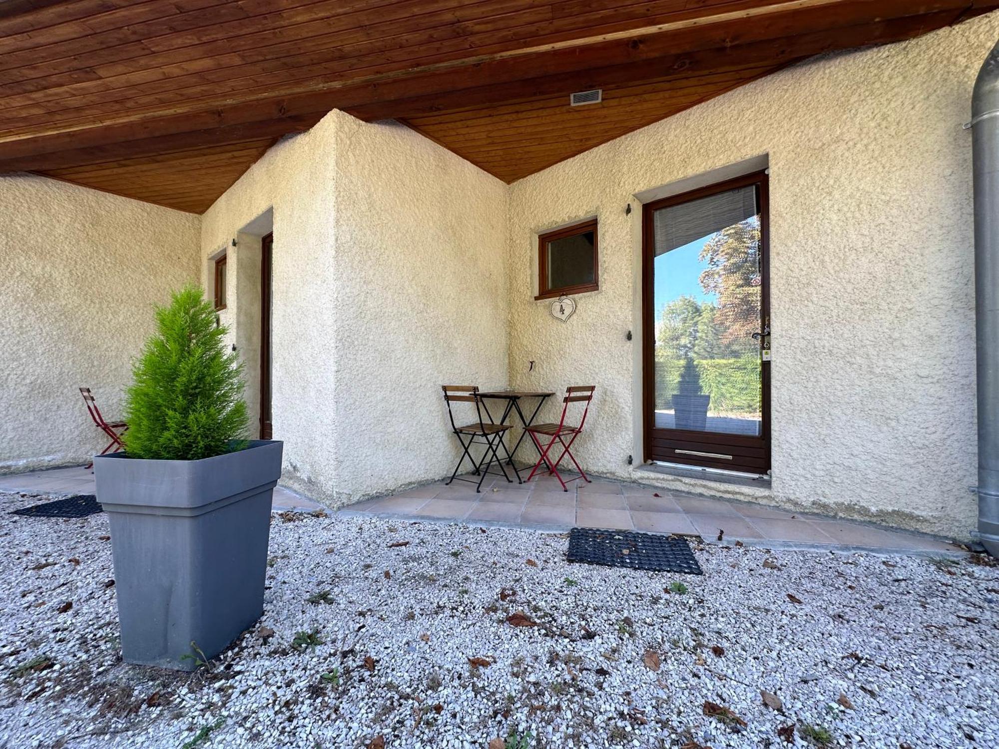 Logis Le Chalet Saint-Maurice-en-Trièves Eksteriør bilde
