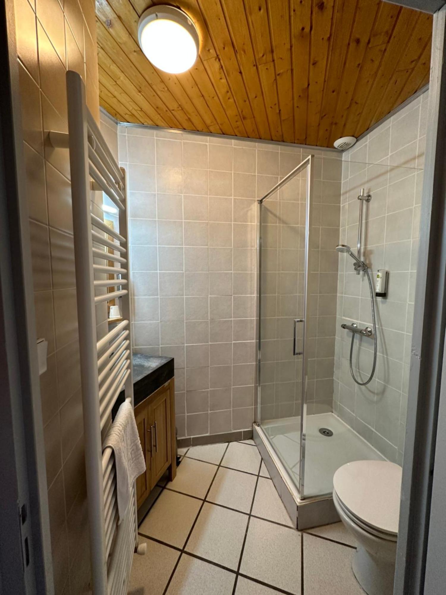 Logis Le Chalet Saint-Maurice-en-Trièves Eksteriør bilde
